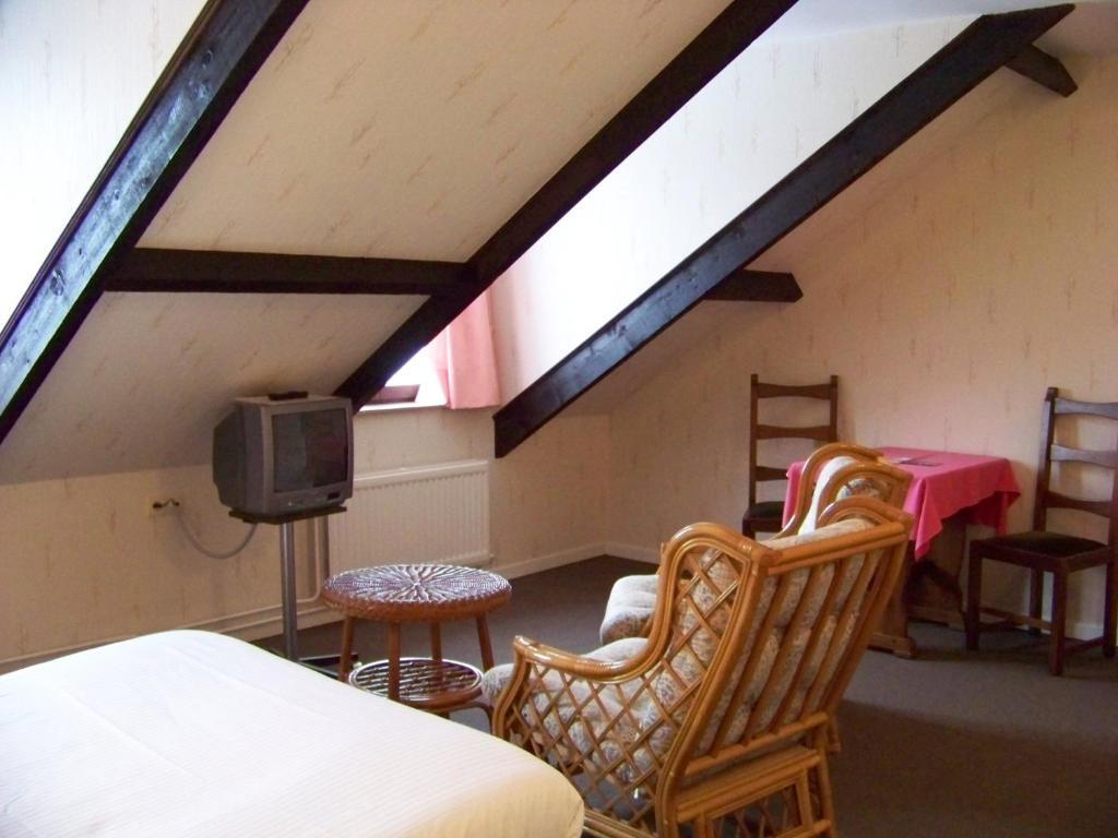 Auberge Le Vieux Moulin บูยง ห้อง รูปภาพ